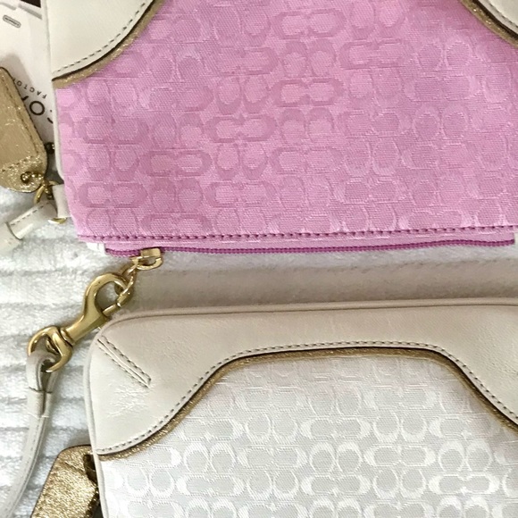 Coach NWT Vintage Womens Signature Pink Wristlet/Wallet - Picture 7 of 8